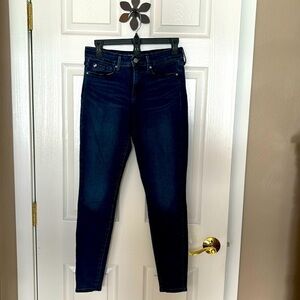 Denizen From Levi’s Stretch Dark Wash Skinny Jeans Women’s Size 4